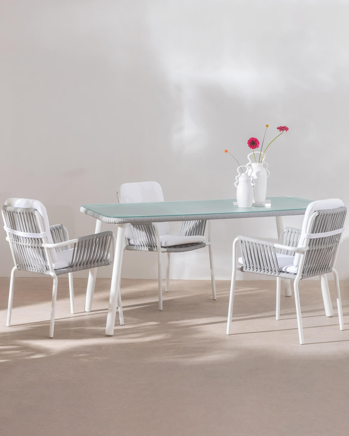 Rectangular Aluminium and Glass Dining Table (160x90 cm) Drian, gallery image 2