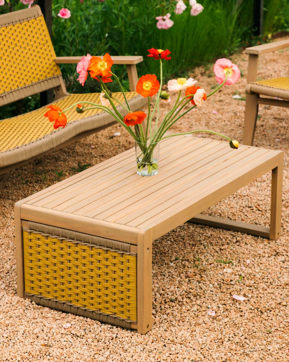 Acacia Wood and Rope Outdoor Coffee Table (100x50 cm) Mirle, gallery image 2