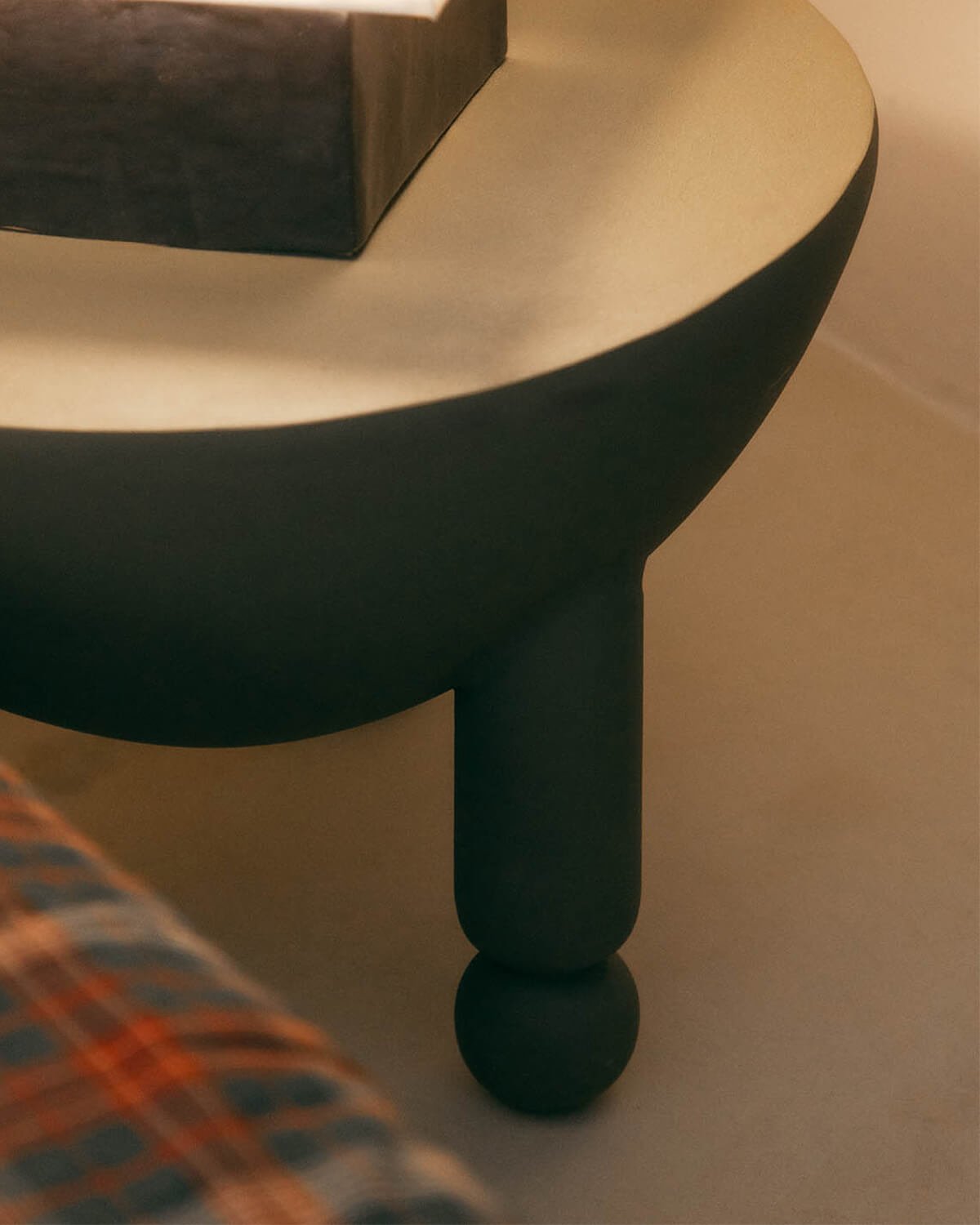 Round Metal Coffee Table (Ø59.5 cm) Misca , gallery image 3