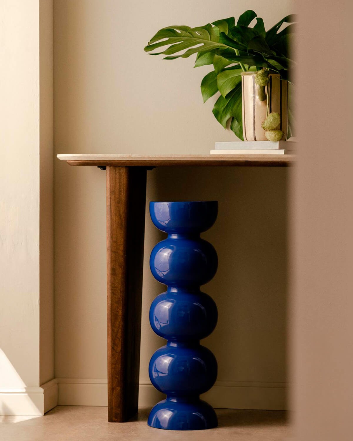 Metal Pedestal (Ø20 cm) Yosef, gallery image 2