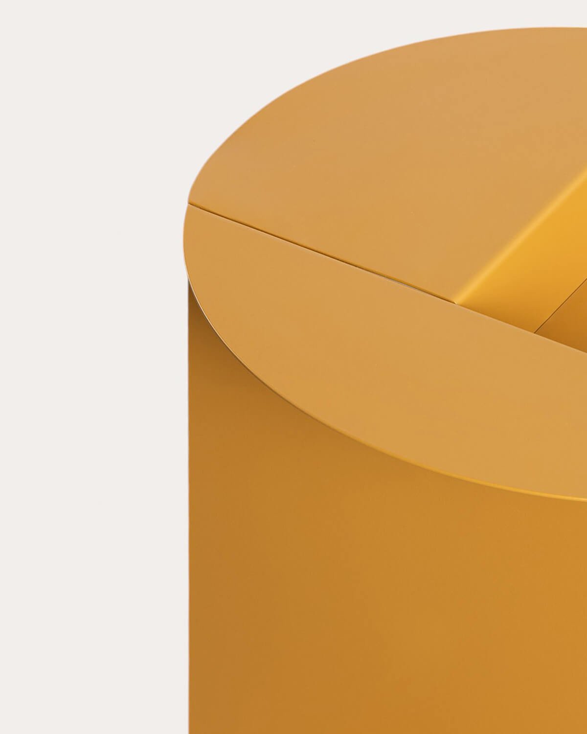 Round Metal Side Table (Ø45 cm) Cuambo, gallery image 6