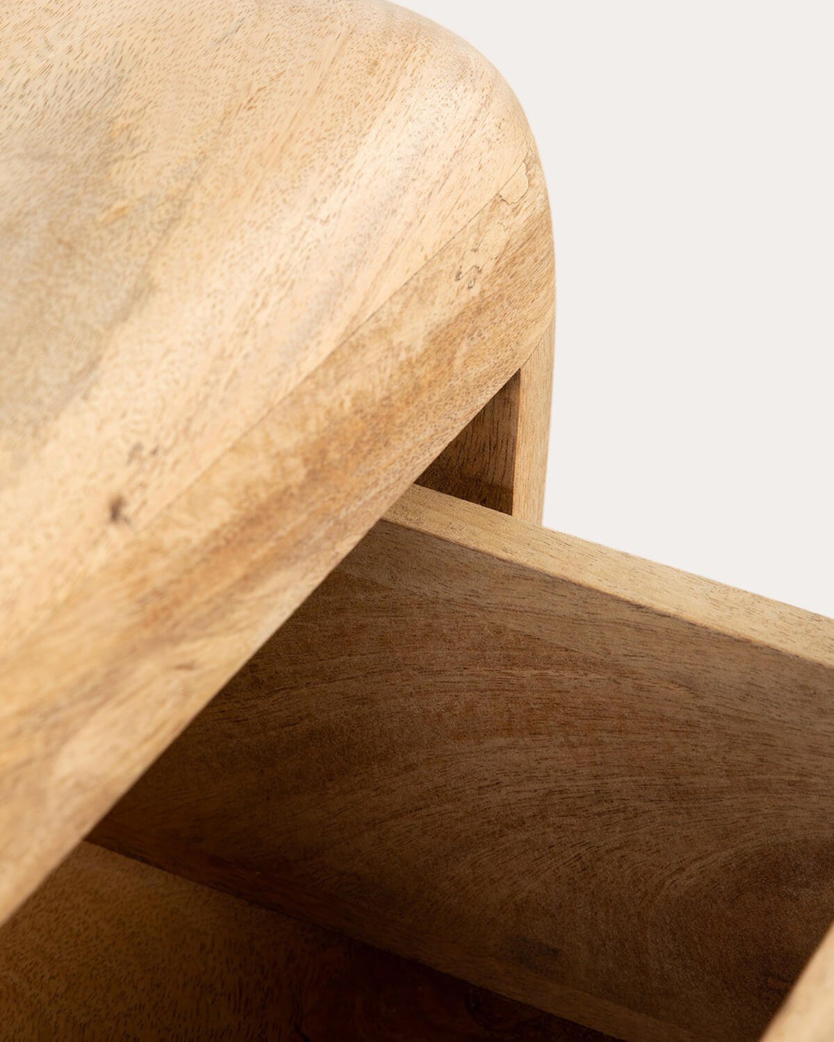 Mango Wood Bedside Table (55,5x42,5 cm) Reichel, gallery image 8