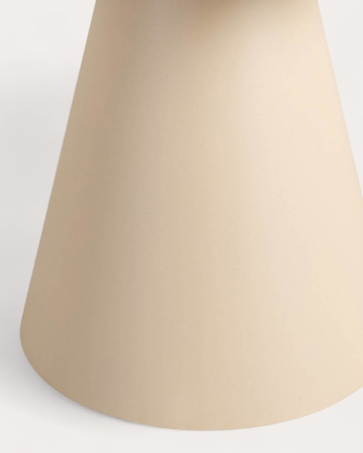 Round Metal Side Table (Ø45,7 cm) Remor, gallery image 6