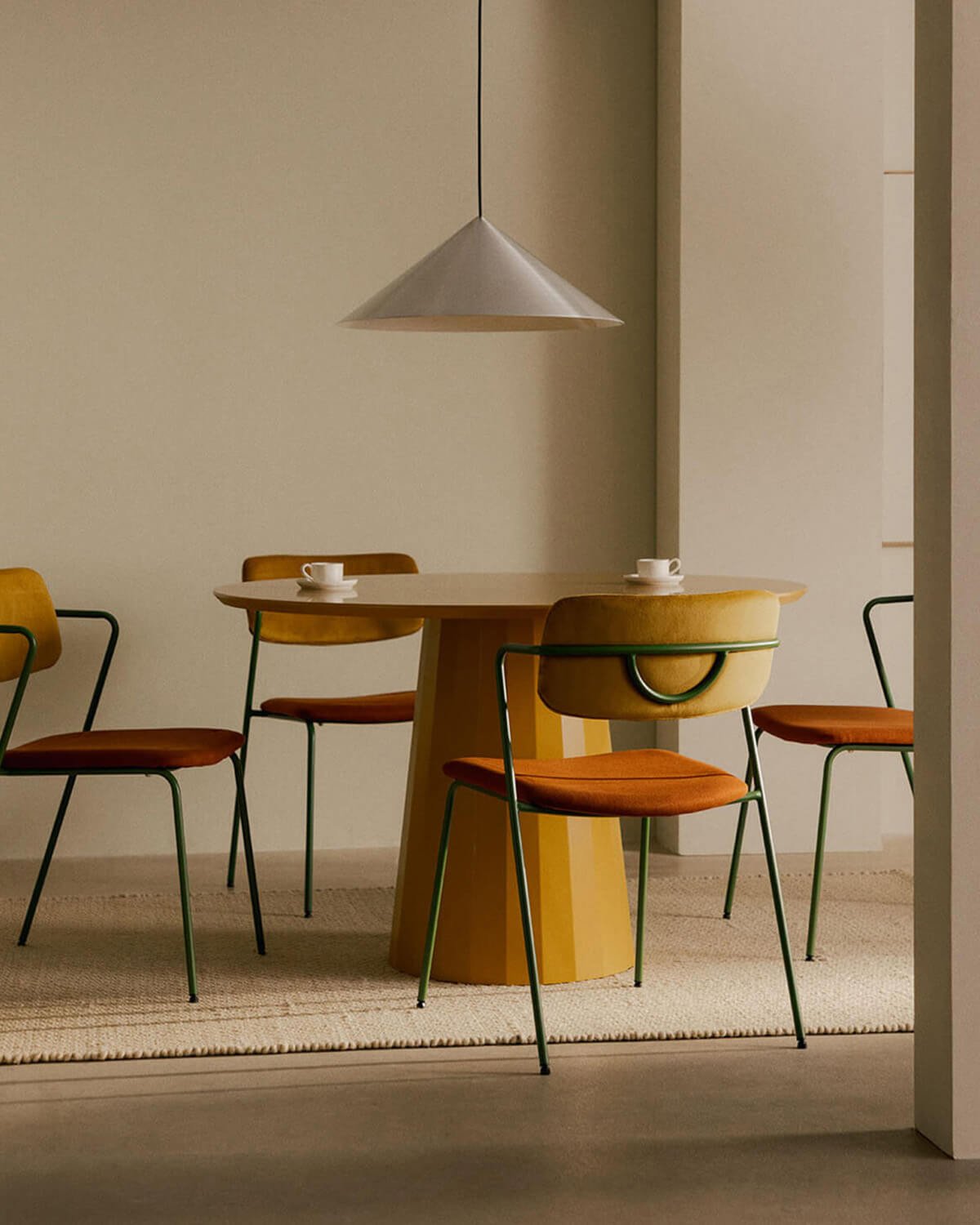 Round Wooden and Metal Dining Table (Ø100 / Ø120 cm) Irem, gallery image 2