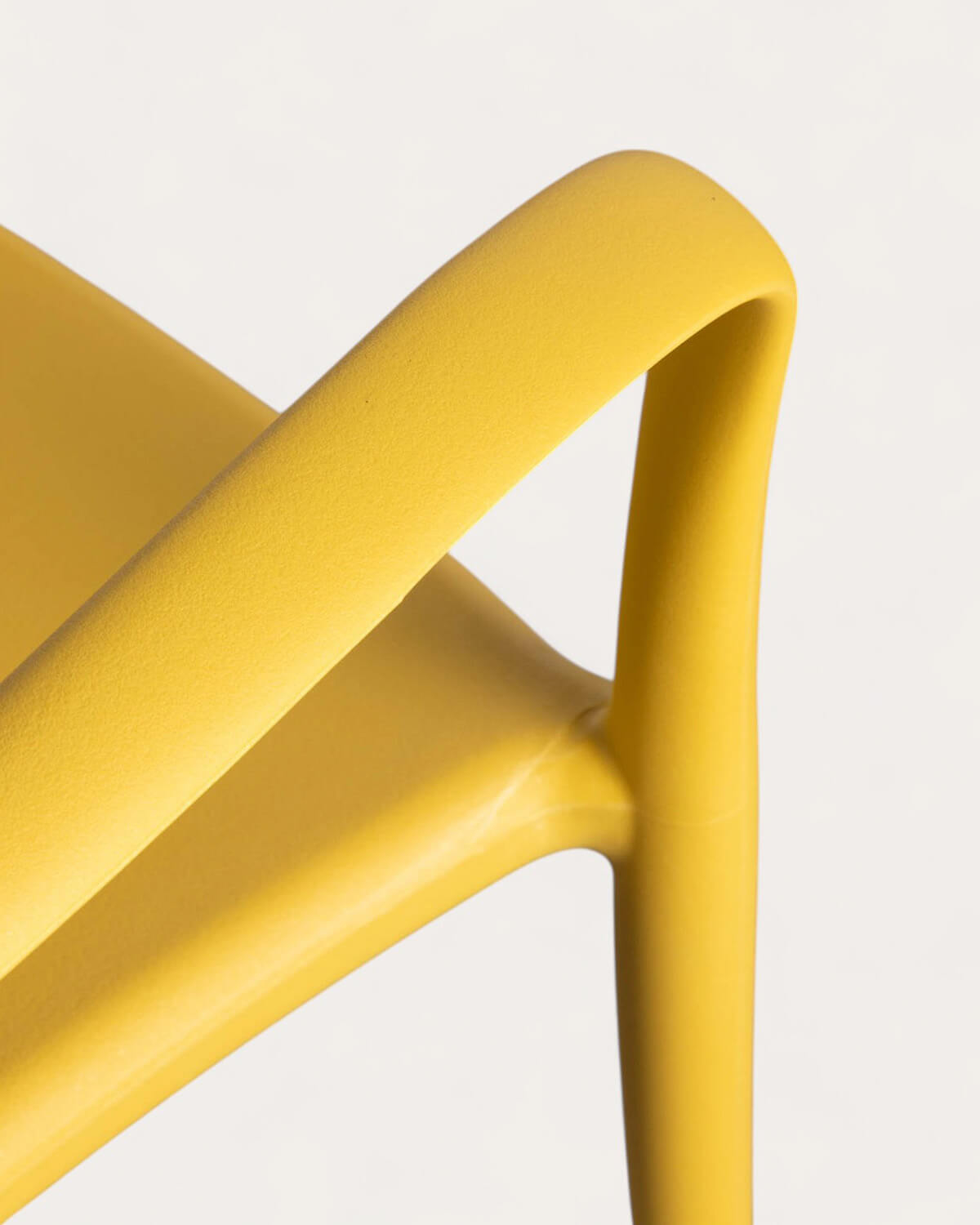 Pack 2 Polypropylene Outdoor Chairs with Armrests Cielo, gallery image 7