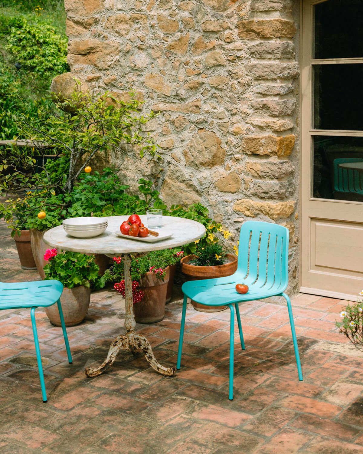 Pack of 4 Romi Polypropylene Outdoor Chairs, gallery image 2