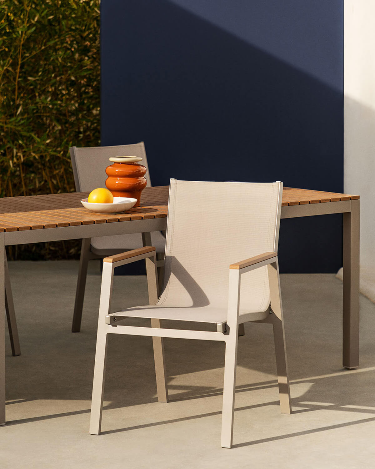 Pack 4 Outdoor Aluminium Chairs Korce, gallery image 2