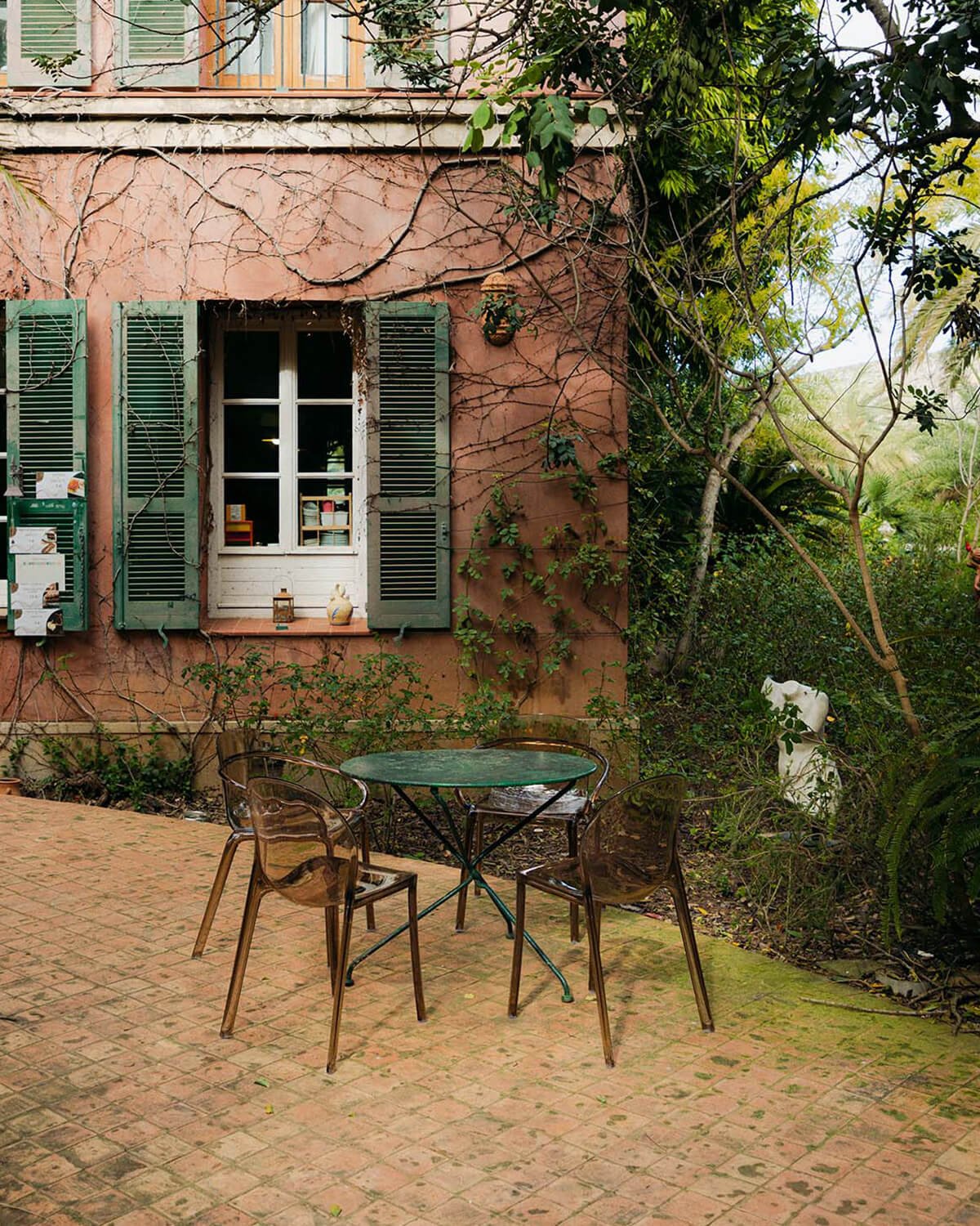 Pack 4 Polycarbonate Outdoor Chairs Imatra, gallery image 2