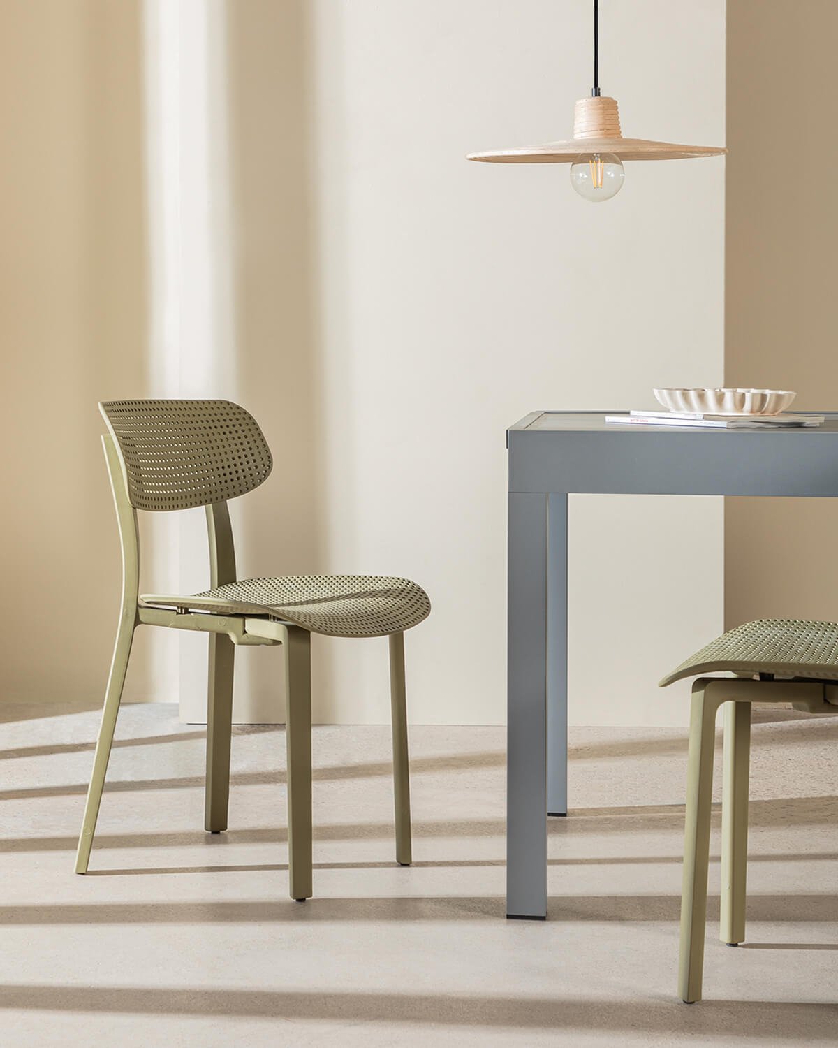 Polypropylene Dining Chair Dasi Grille, gallery image 2