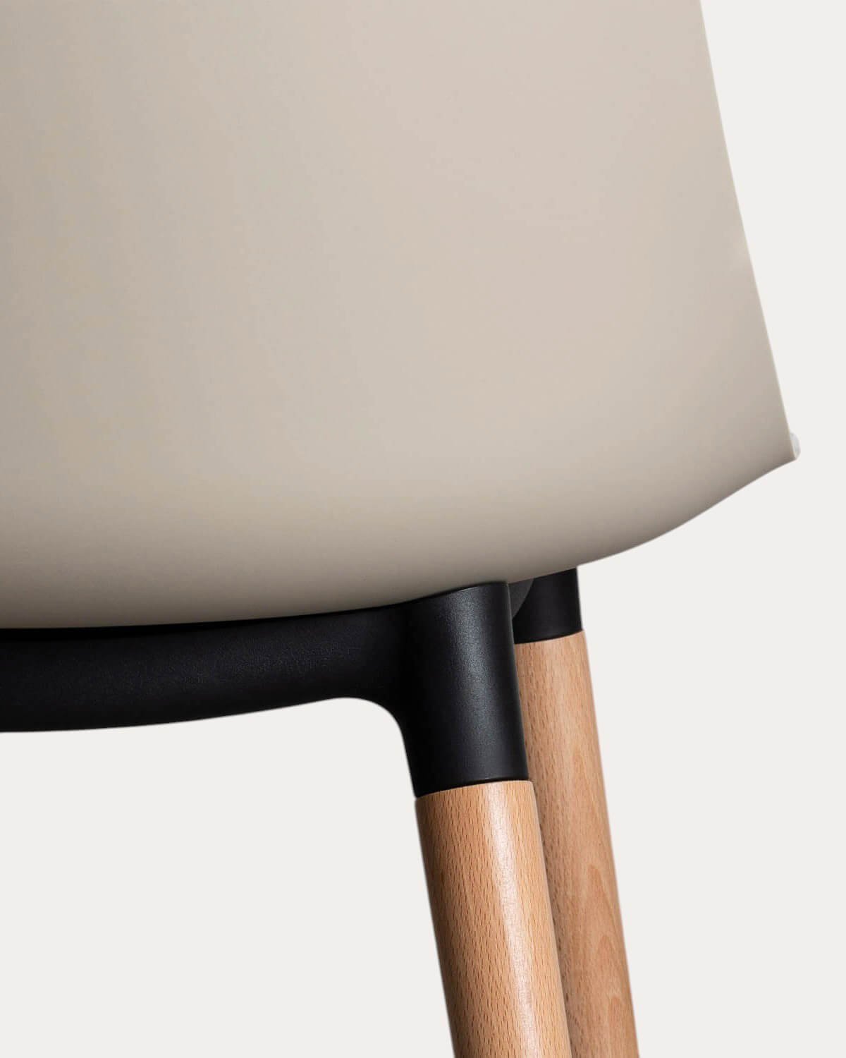 Dining Chair in Polypropylene and Wood Reine, gallery image 6