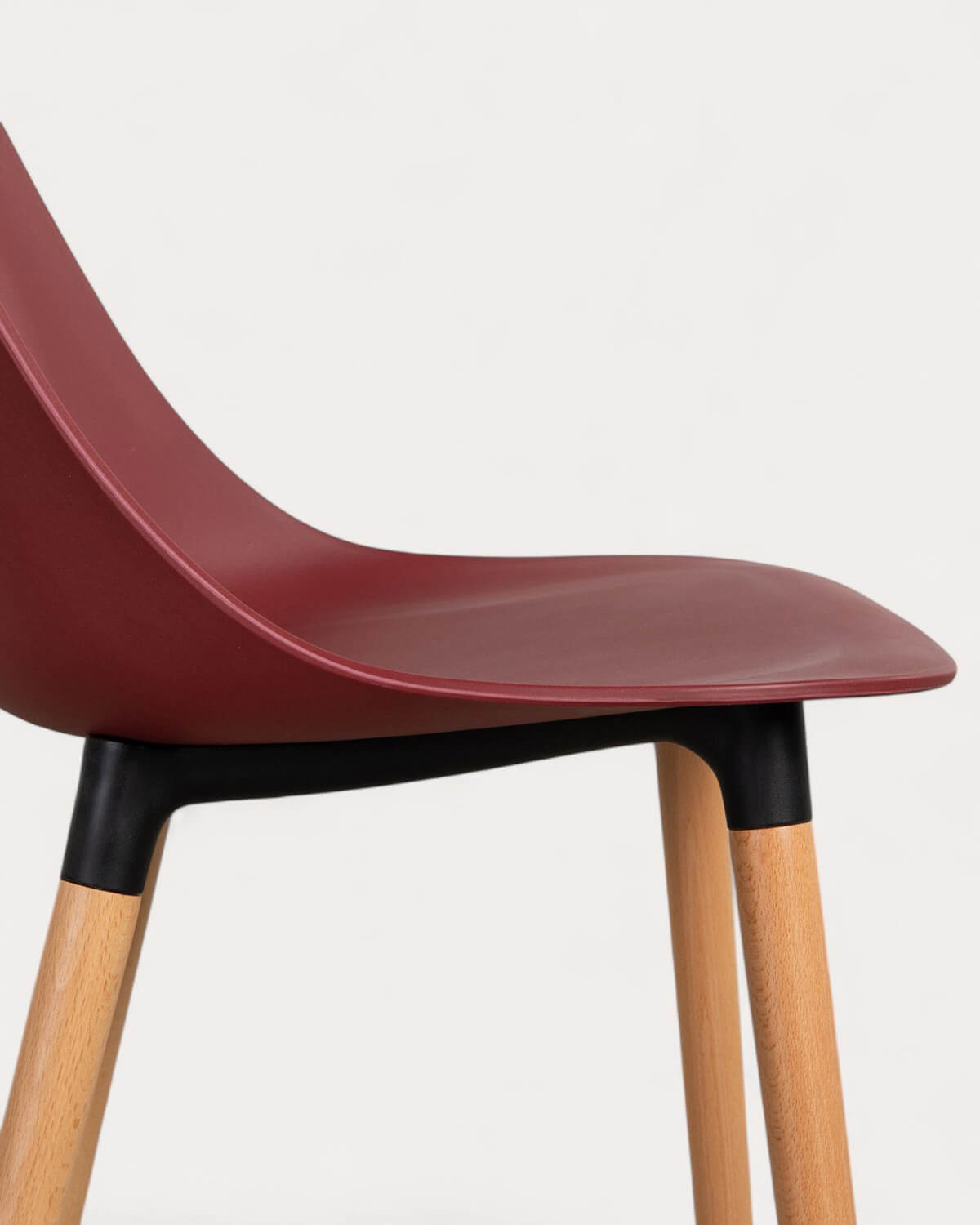 Pack of 4 Polypropylene and Wood Dining Chairs Reine, gallery image 6