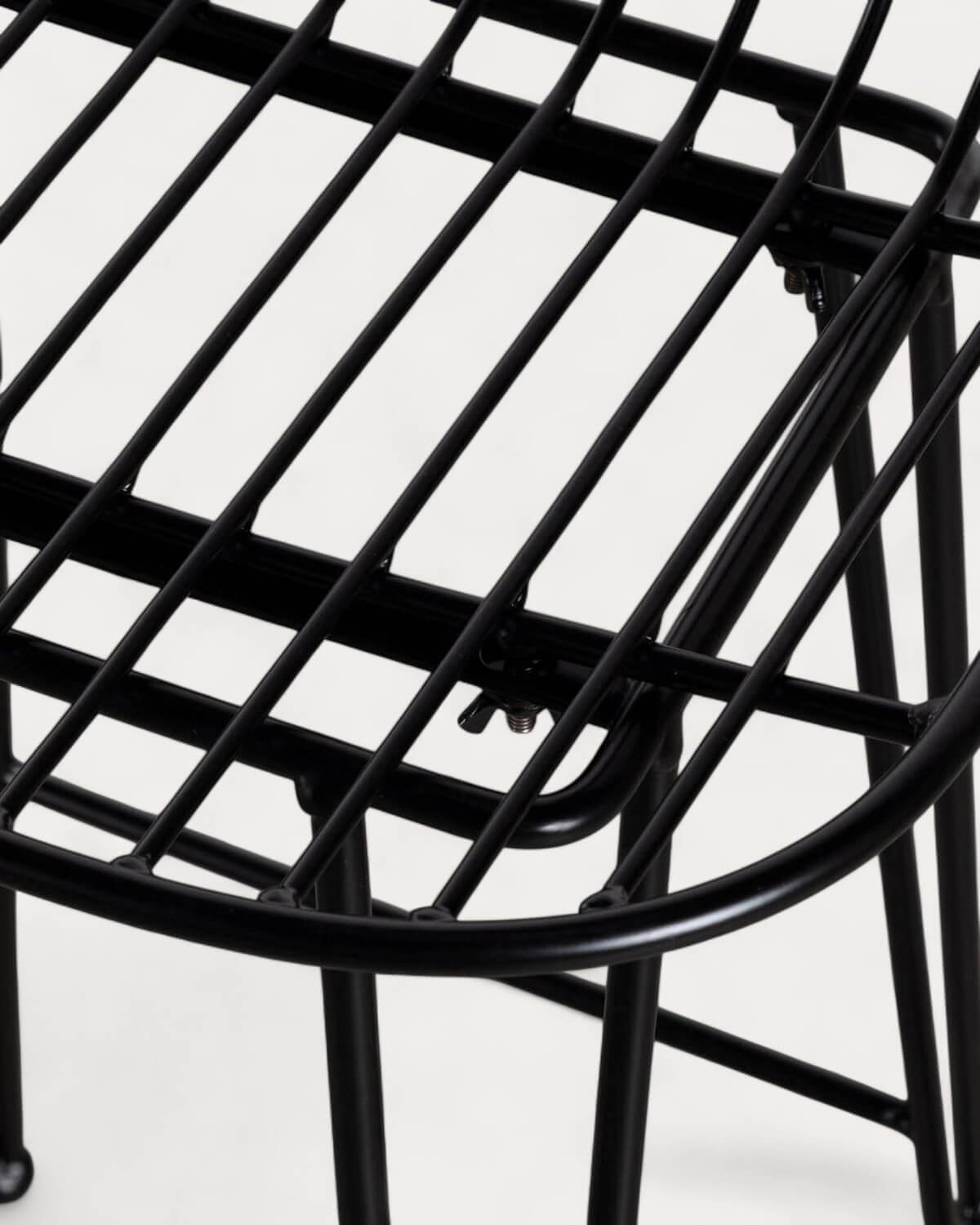 Pack of 4 High Metal Stools (67 cm) Born, gallery image 6