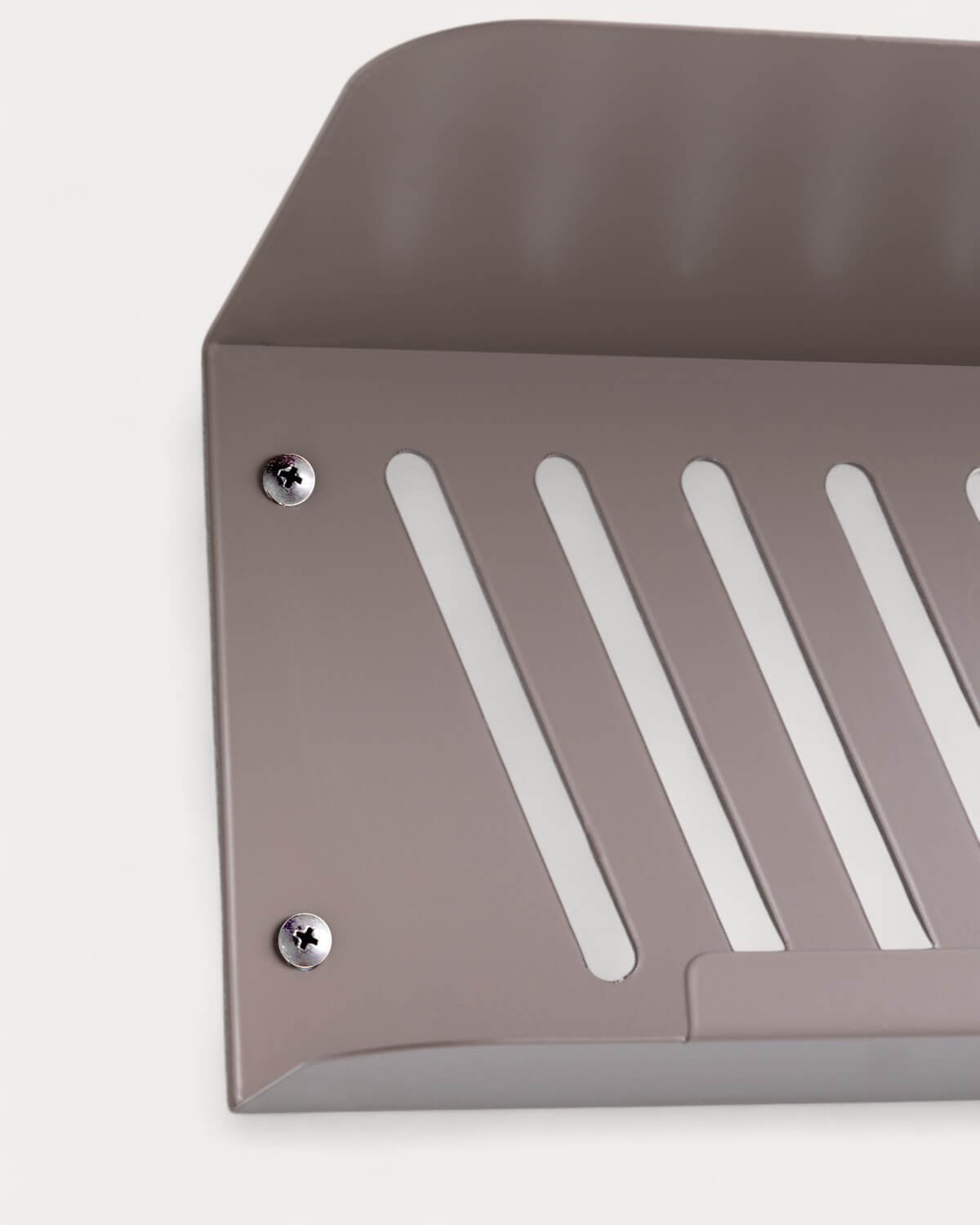 Metal Wall Shelf Bulnes, gallery image 6