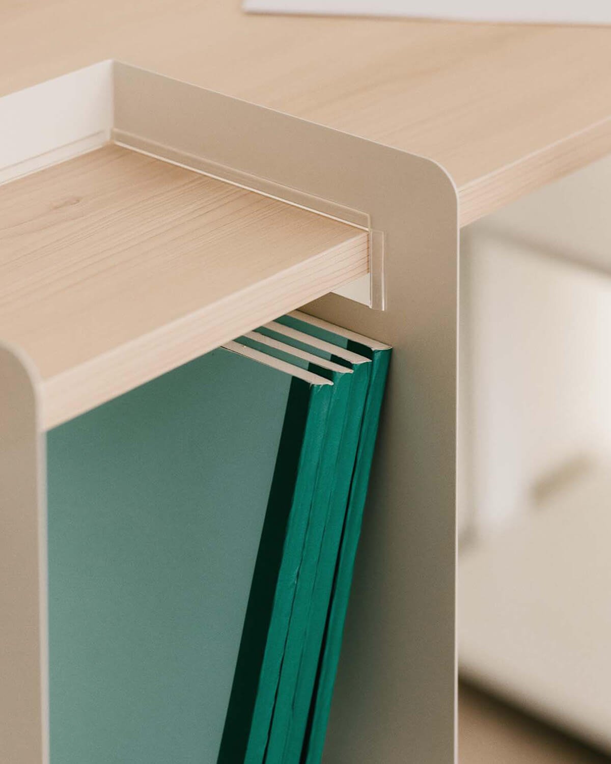 Metal Auxiliary Shelf Cella, gallery image 3