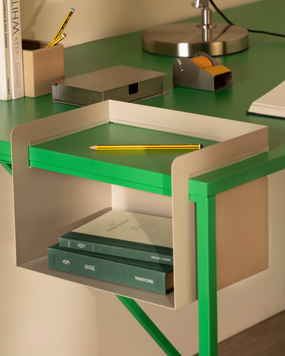 Metal Auxiliary Shelf Vigo, gallery image 3