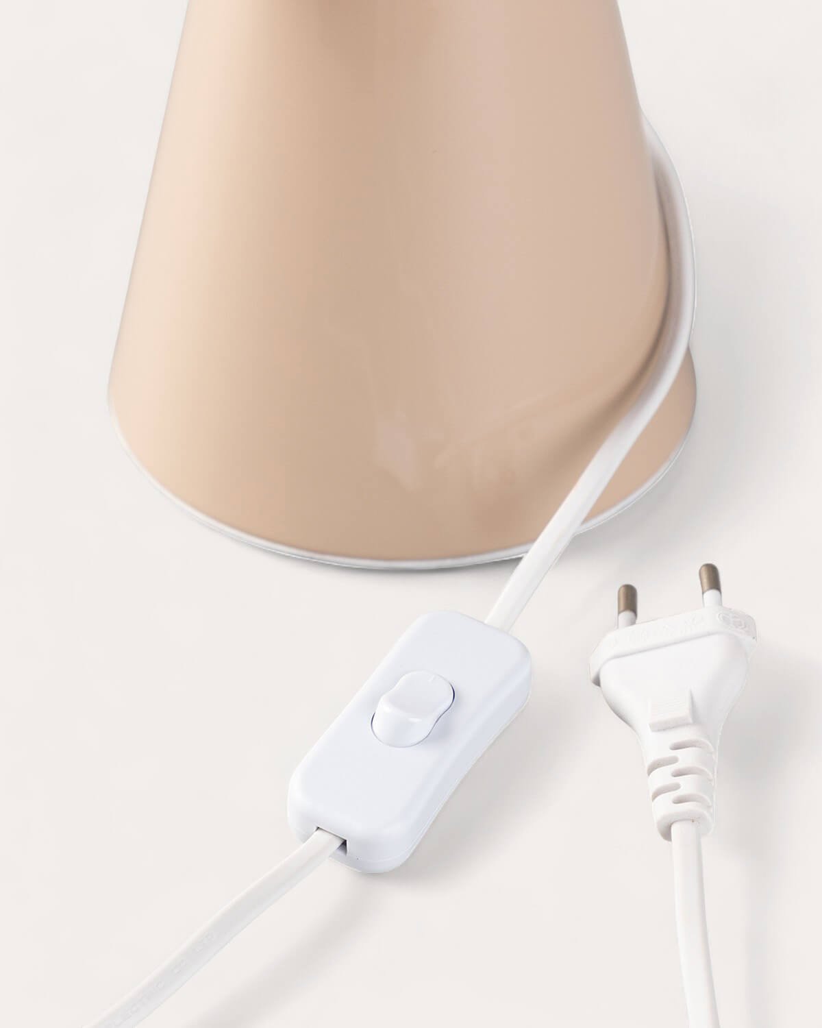 Valiria Metal Table Lamp, gallery image 10