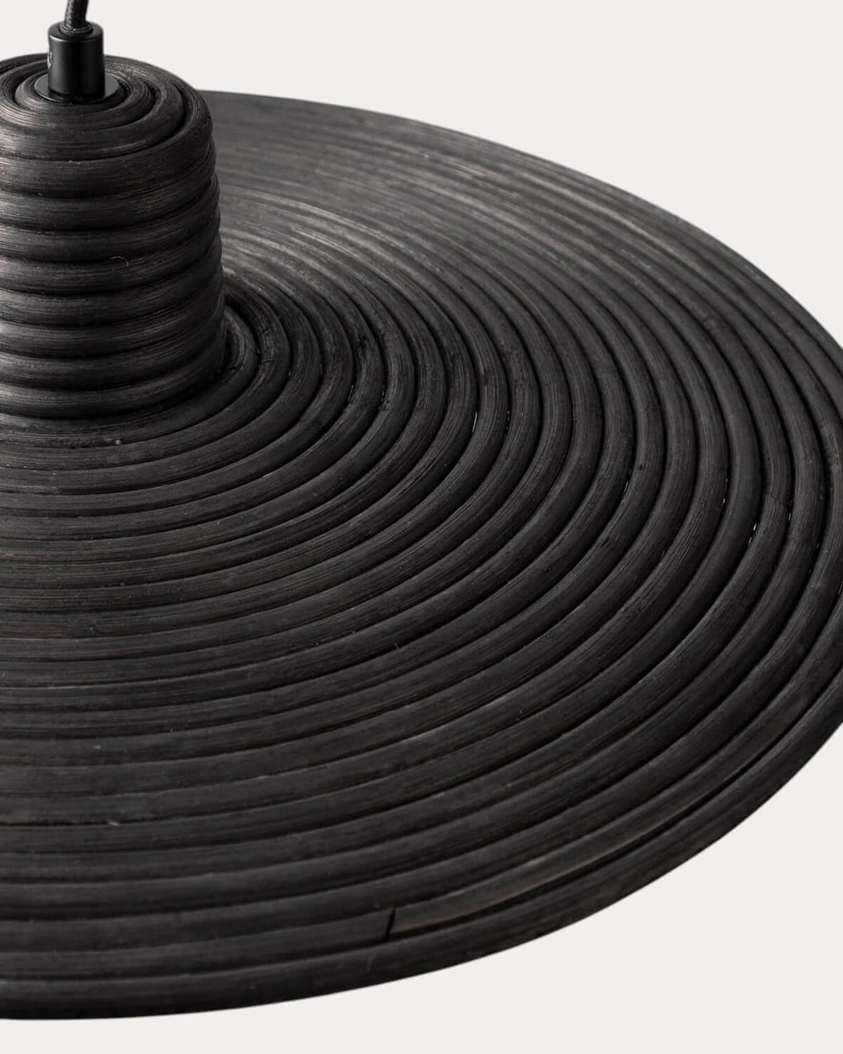 Metal and Rattan Ceiling Light (Ø46 cm) Molly, gallery image 4