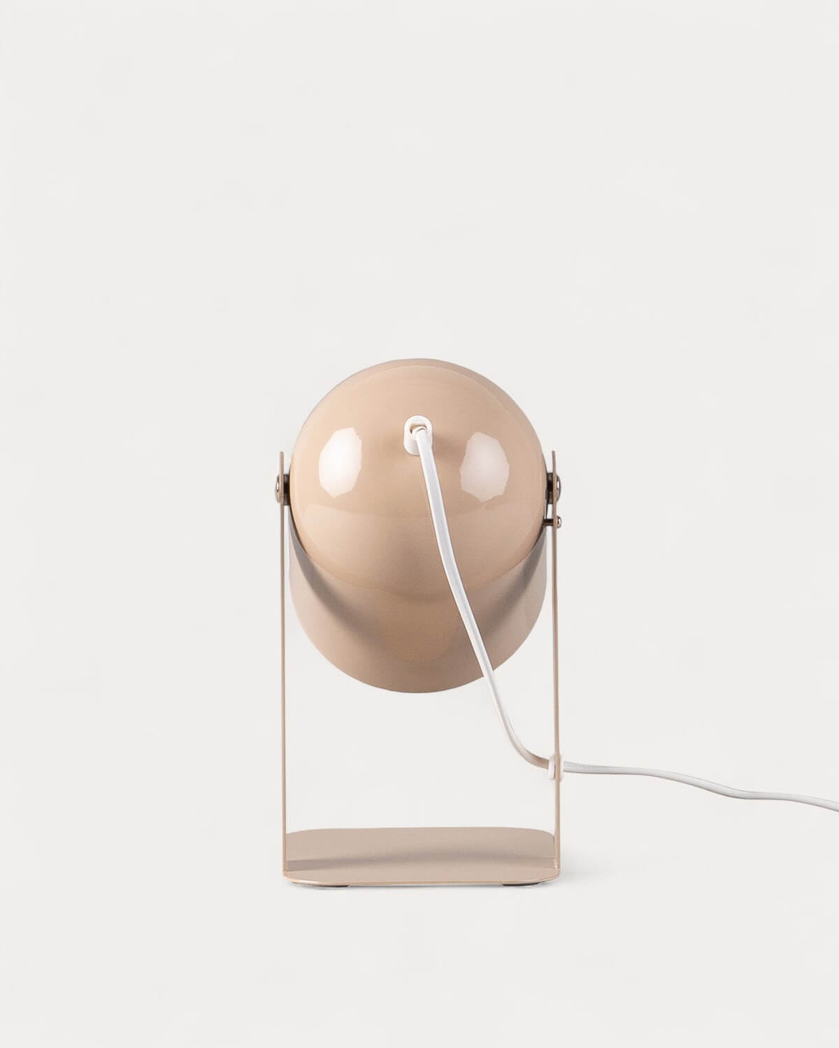 Marís Metal Table Lamp, gallery image 5