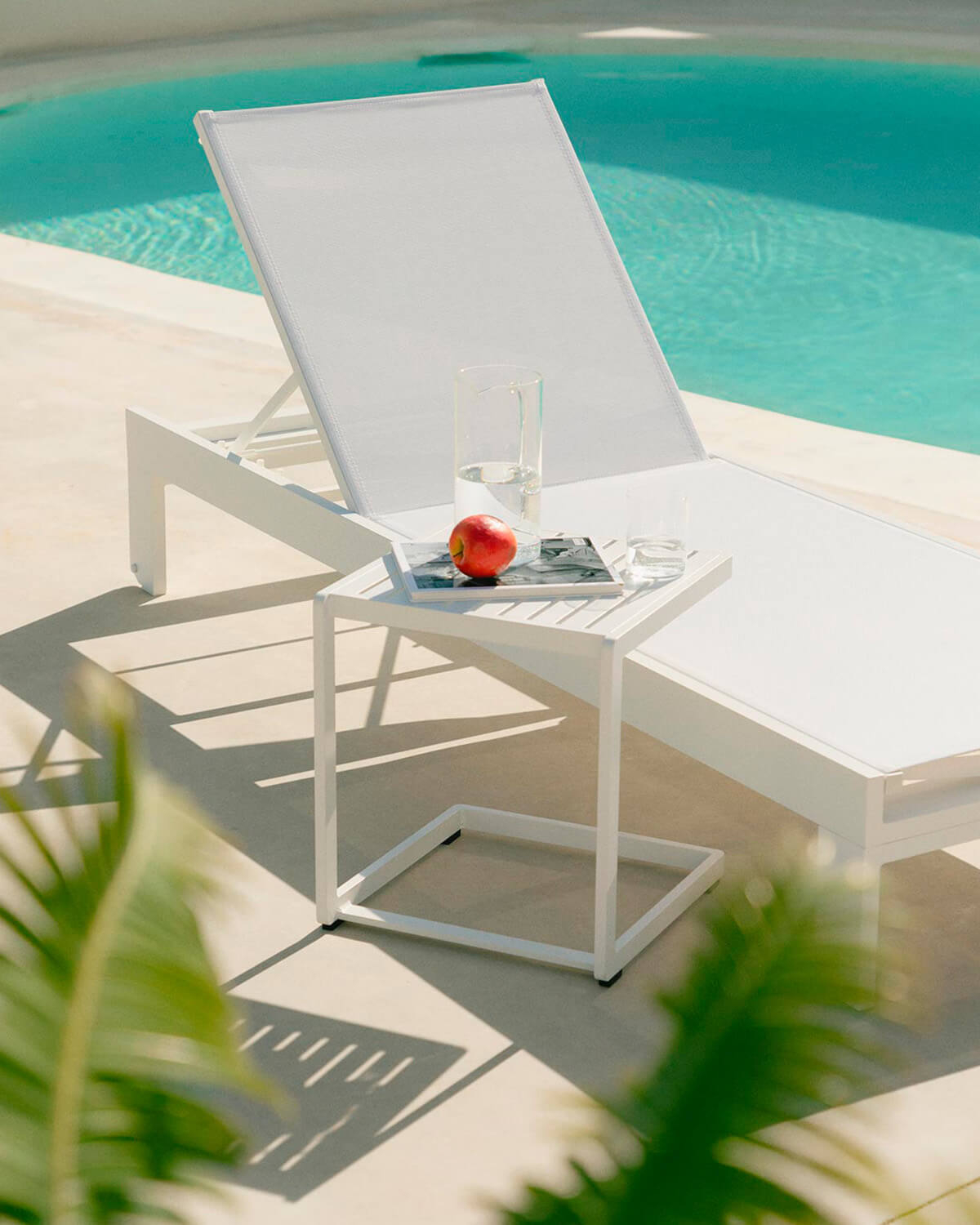 Aluminium and Fabric Reclining Sun Lounger New Kreta, gallery image 2