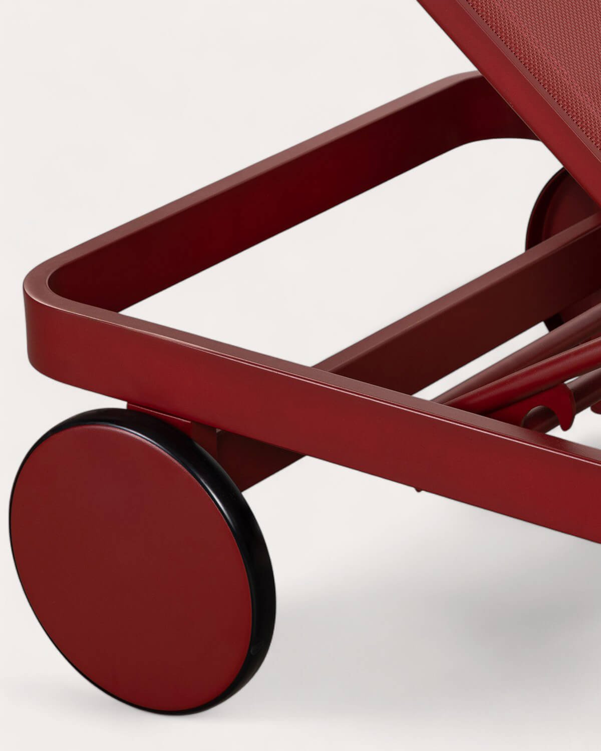 Reclining Lounger in Aluminum and Celina Fabric, gallery image 8