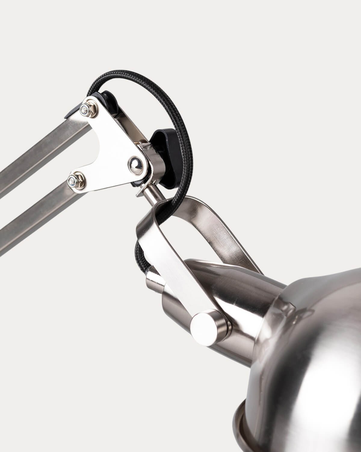 Febo Metal Table Lamp, gallery image 8