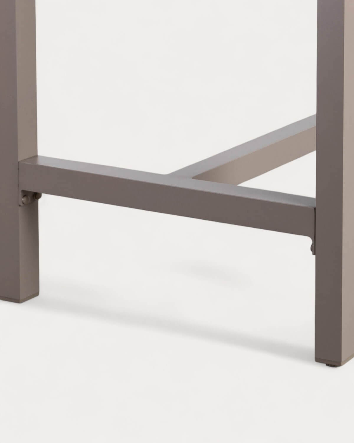 Set of High Table (130x70 cm) and 4 High Outdoor Aluminium Stools Korce, gallery image 6