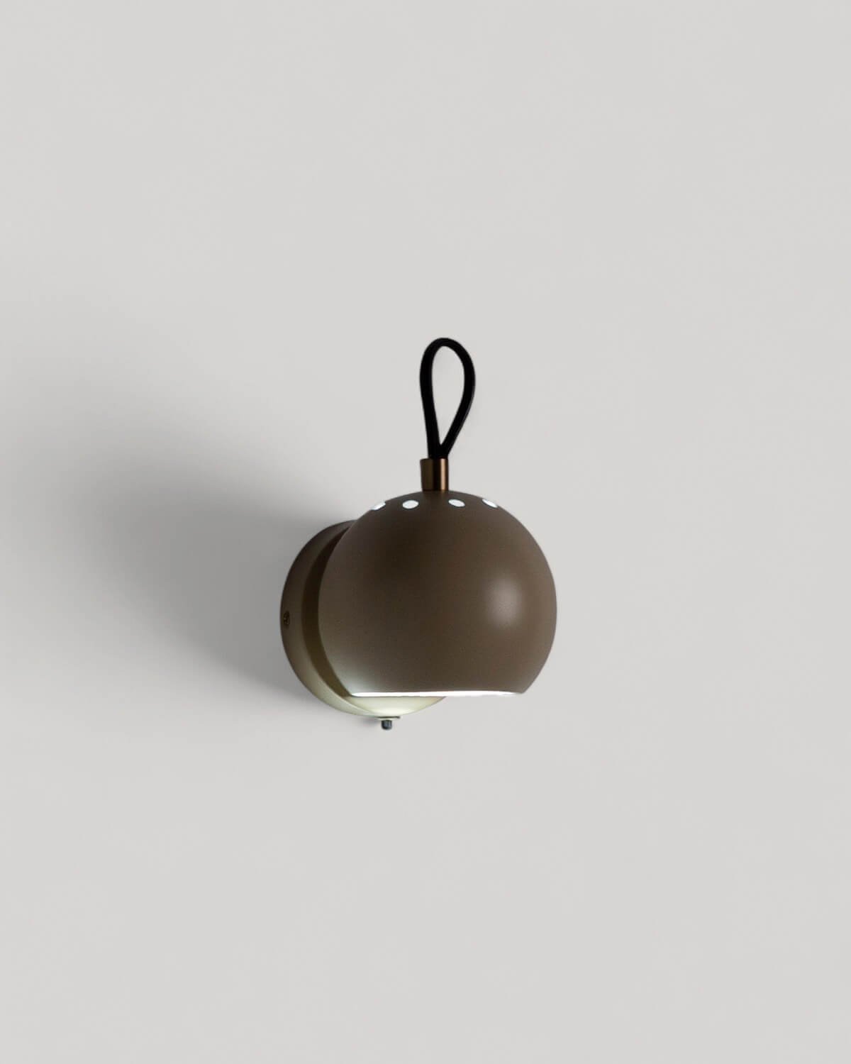 Medea Metal Wall Sconce, gallery image 2
