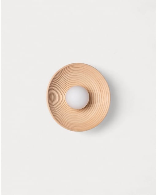 Fleurs Rattan Wall Light