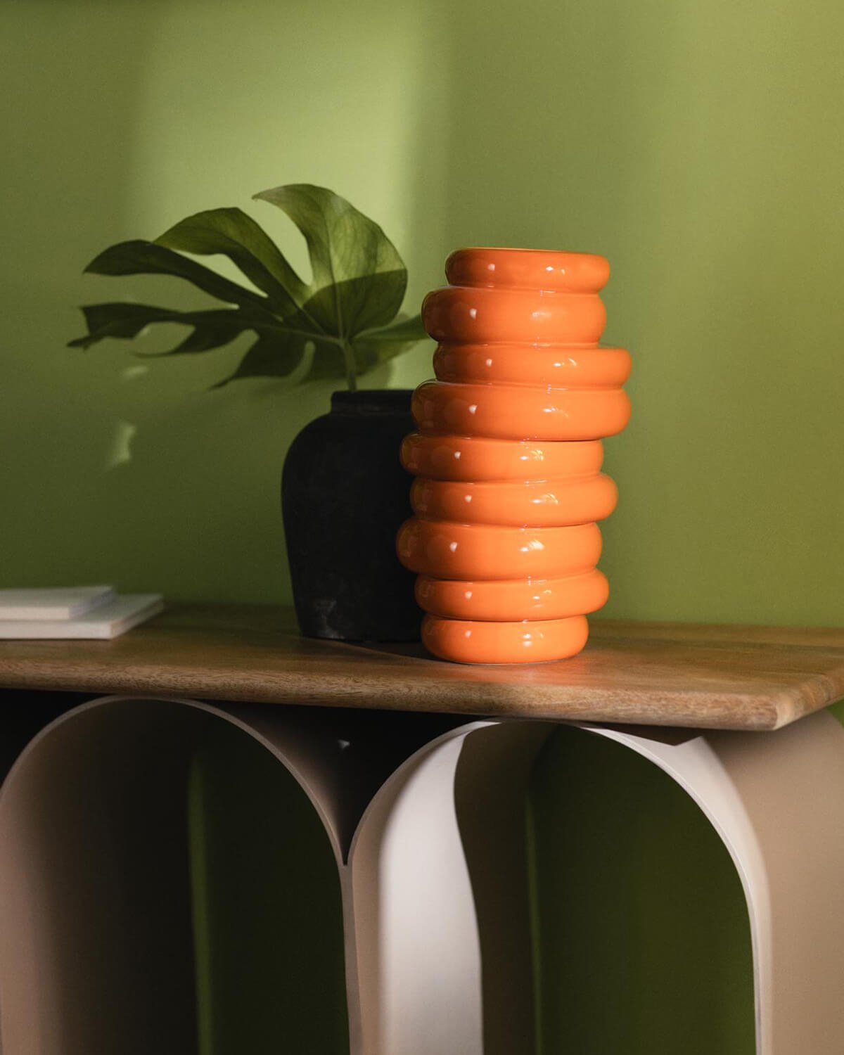 Dolomite Tall Vase Casy , gallery image 2