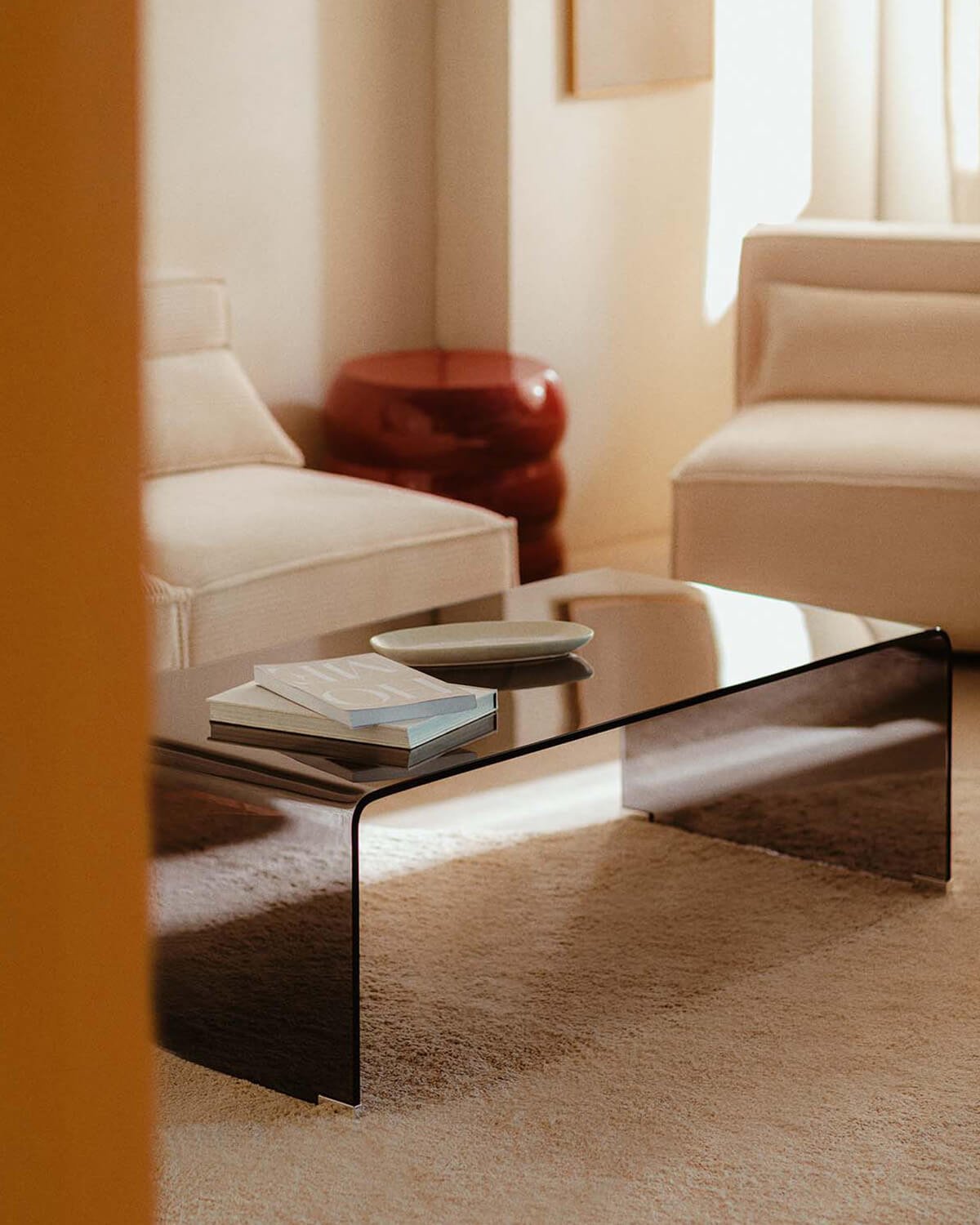 Rectangular Coffee Table in Tempered Glass (120x60 cm) Curve, gallery image 2