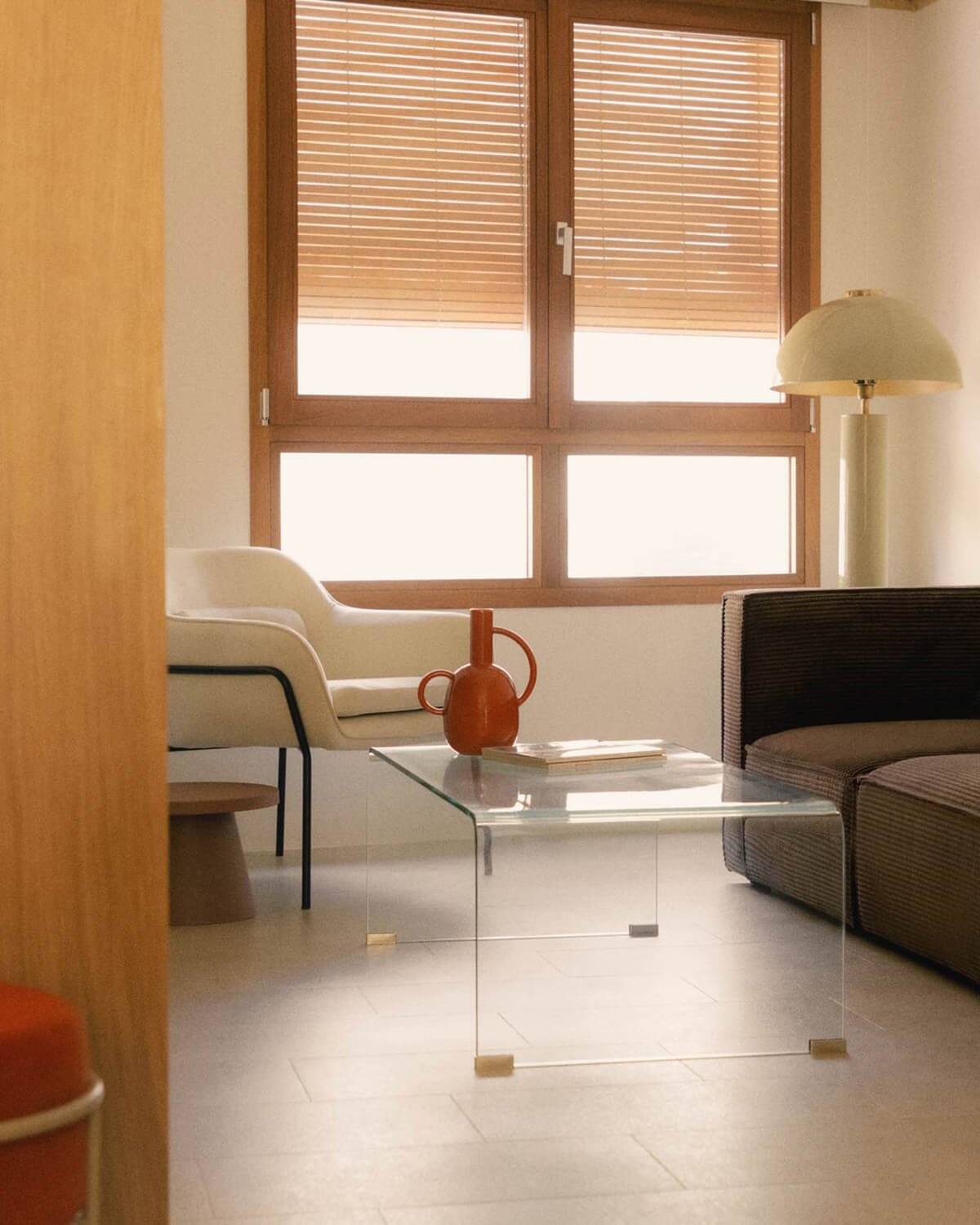 Rectangular Coffee Table in Tempered Glass (120x60 cm) Curve, gallery image 2