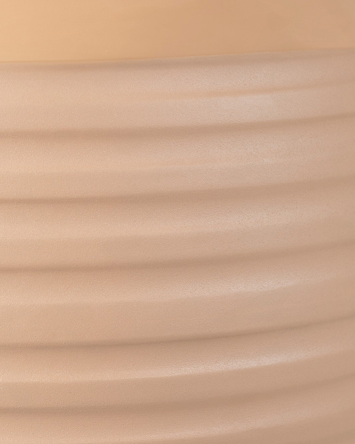 Miraxel Metal Vase (Ø37,5 cm), gallery image 3