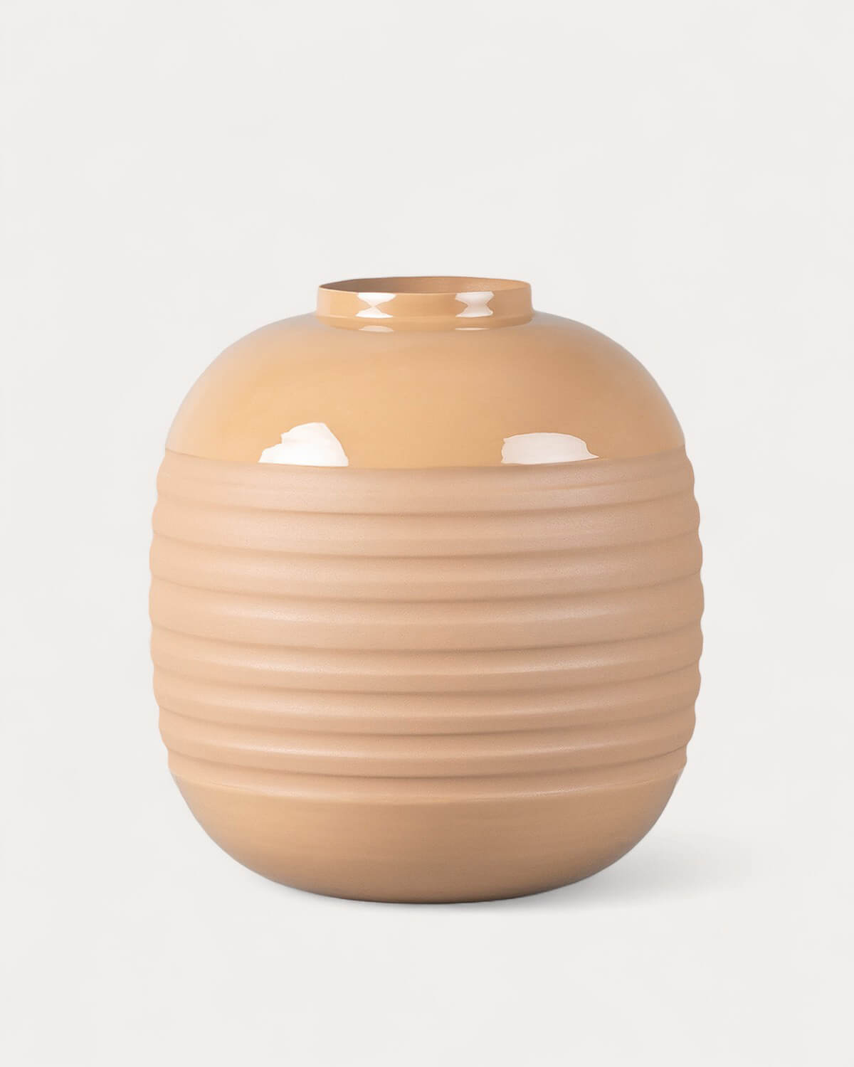 Miraxel Metal Vase (Ø37,5 cm), gallery image 1