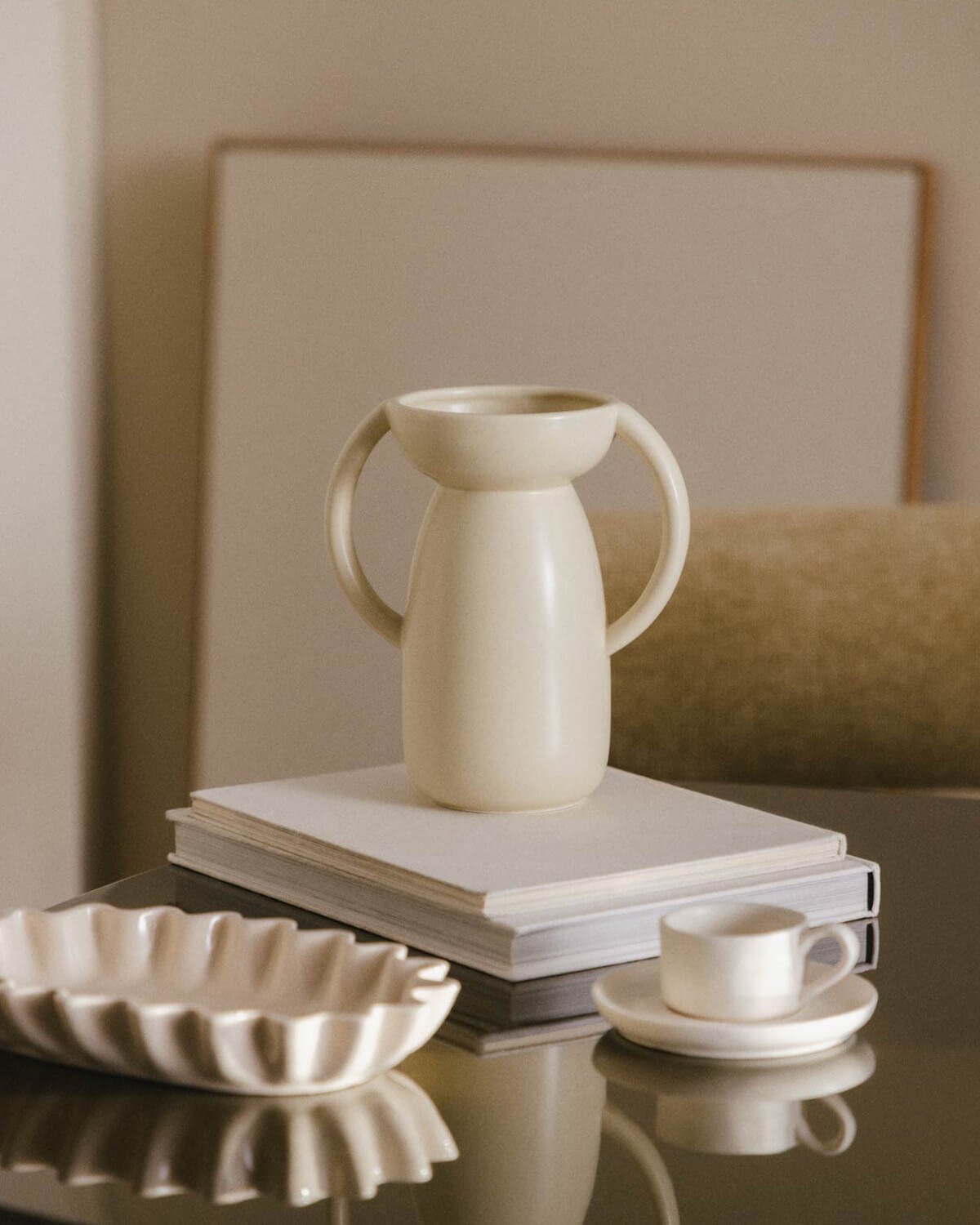 Dolomite Vase Litchi, gallery image 2