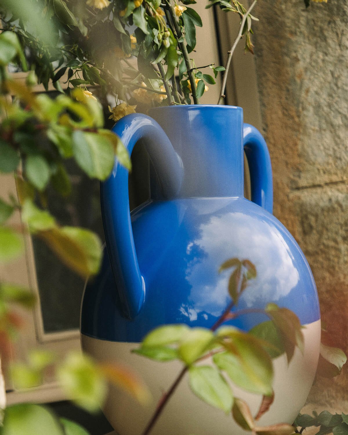 Tall Dolomite XL Mig Melon Vase, gallery image 3