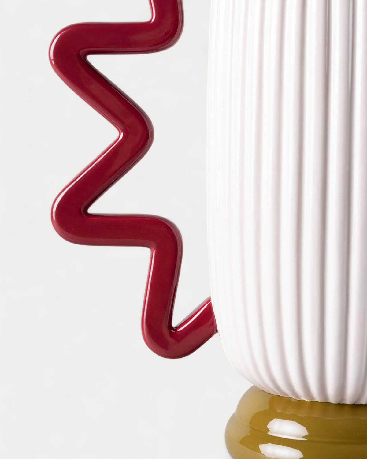 Tall Dolomite Vase XL Odises, gallery image 6