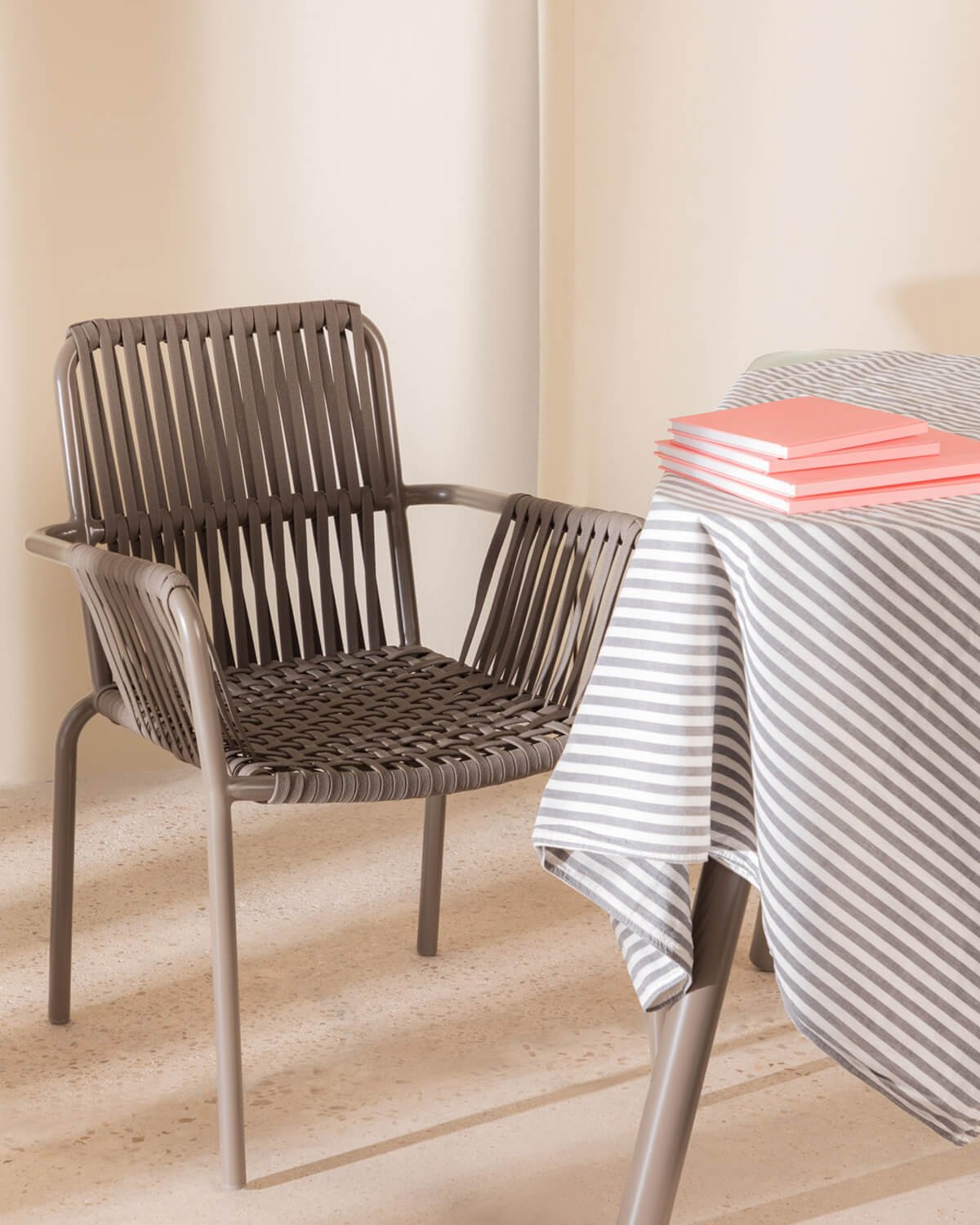 Pack of 2 Dining Chairs in Aluminium and Rope Drian Trend, gallery image 2