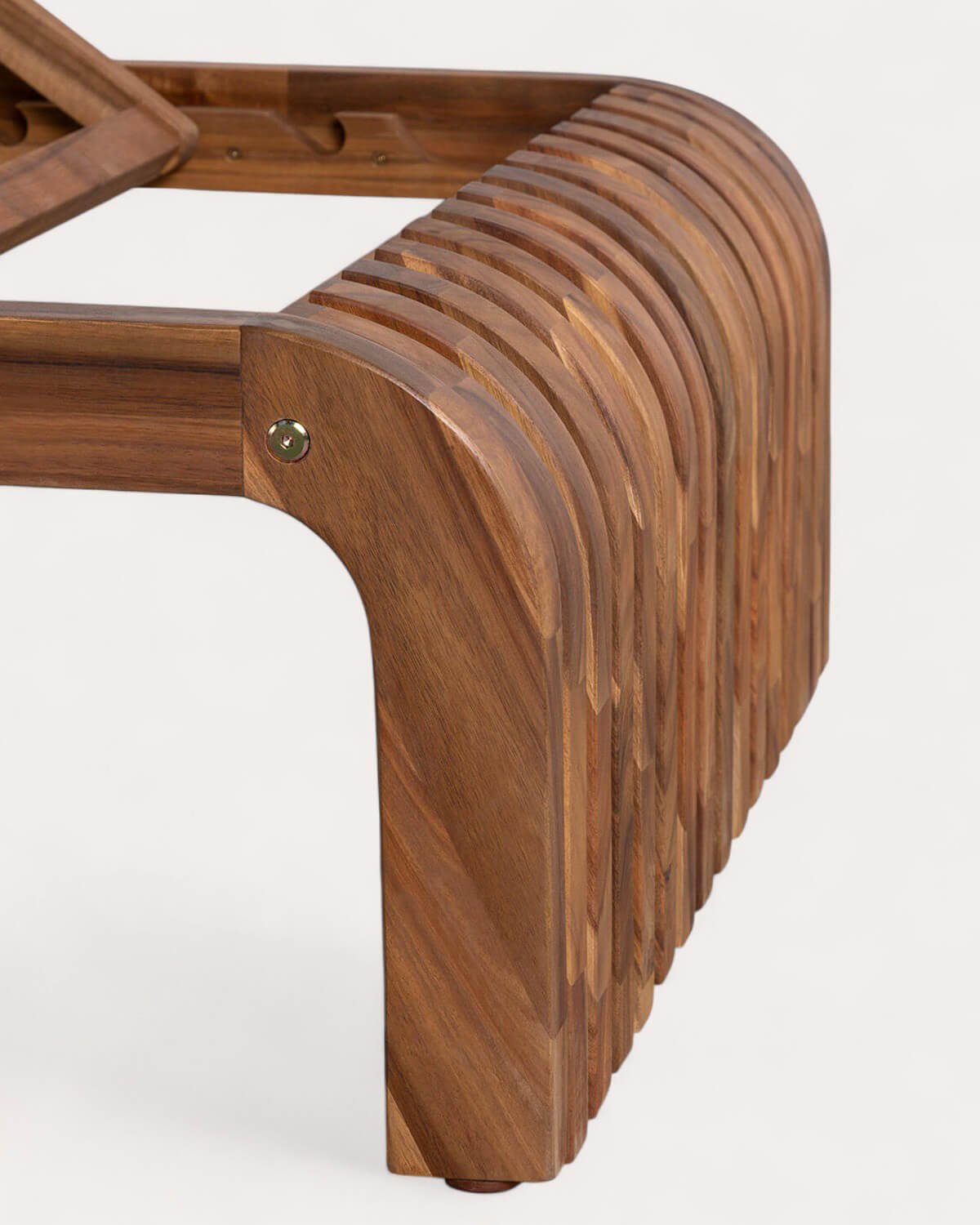 Acacia Wood Set of 2 Sun Loungers and Side Table Hazan Trend, gallery image 8