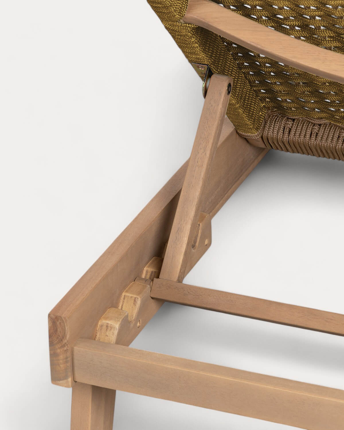 Acacia Wood and Rope Lounger and Side Table Set (40x40 cm) Mirle, gallery image 6