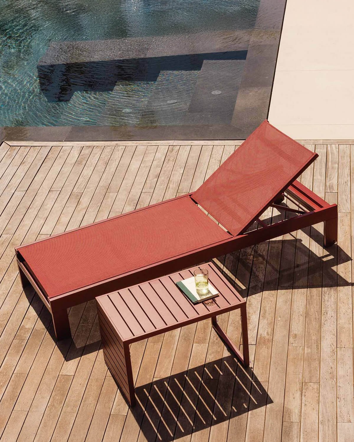 Aluminum Lounger and Coffee Table Set (40x40 cm) New Kreta, gallery image 2