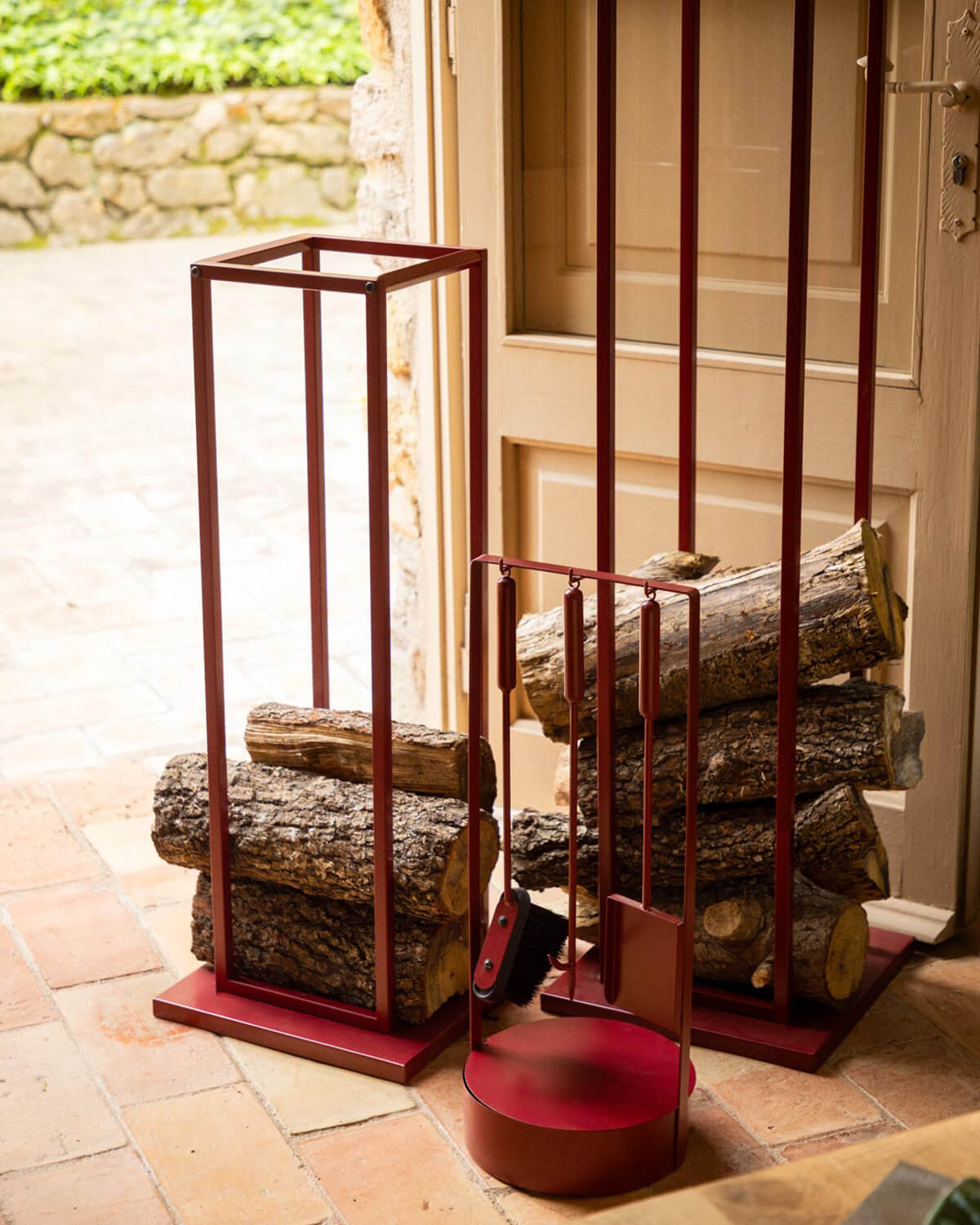 Set of 2 Firewood Holders and Accessories for Fireplace Lior, gallery image 2