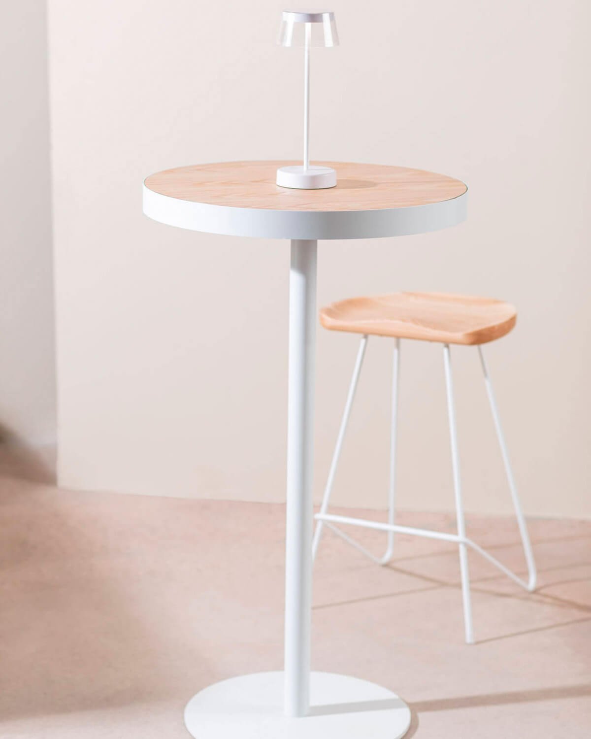 Set of Round High Table (Ø60 cm) Zoar and 2 Stools in Metal and Wood Roses, gallery image 2