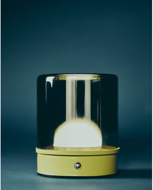 Devis Wireless Outdoor Dimmable LED Table Lamp