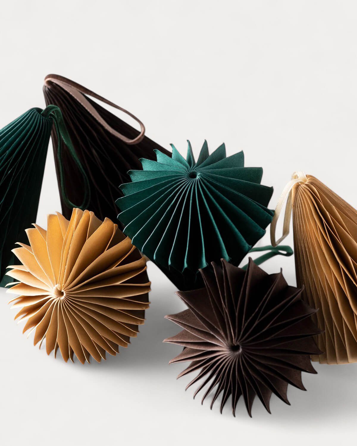 Set of 6 Decorative Craft Offset Wreaths Kred, gallery image 5