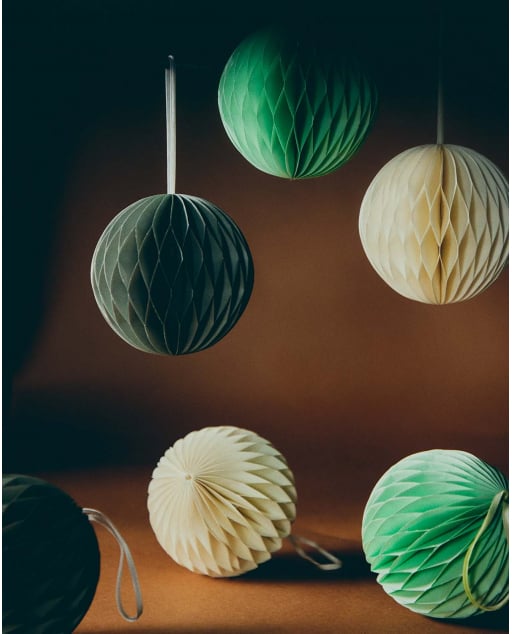 Set of 6 Decorative Craft Offset Wreaths Guada