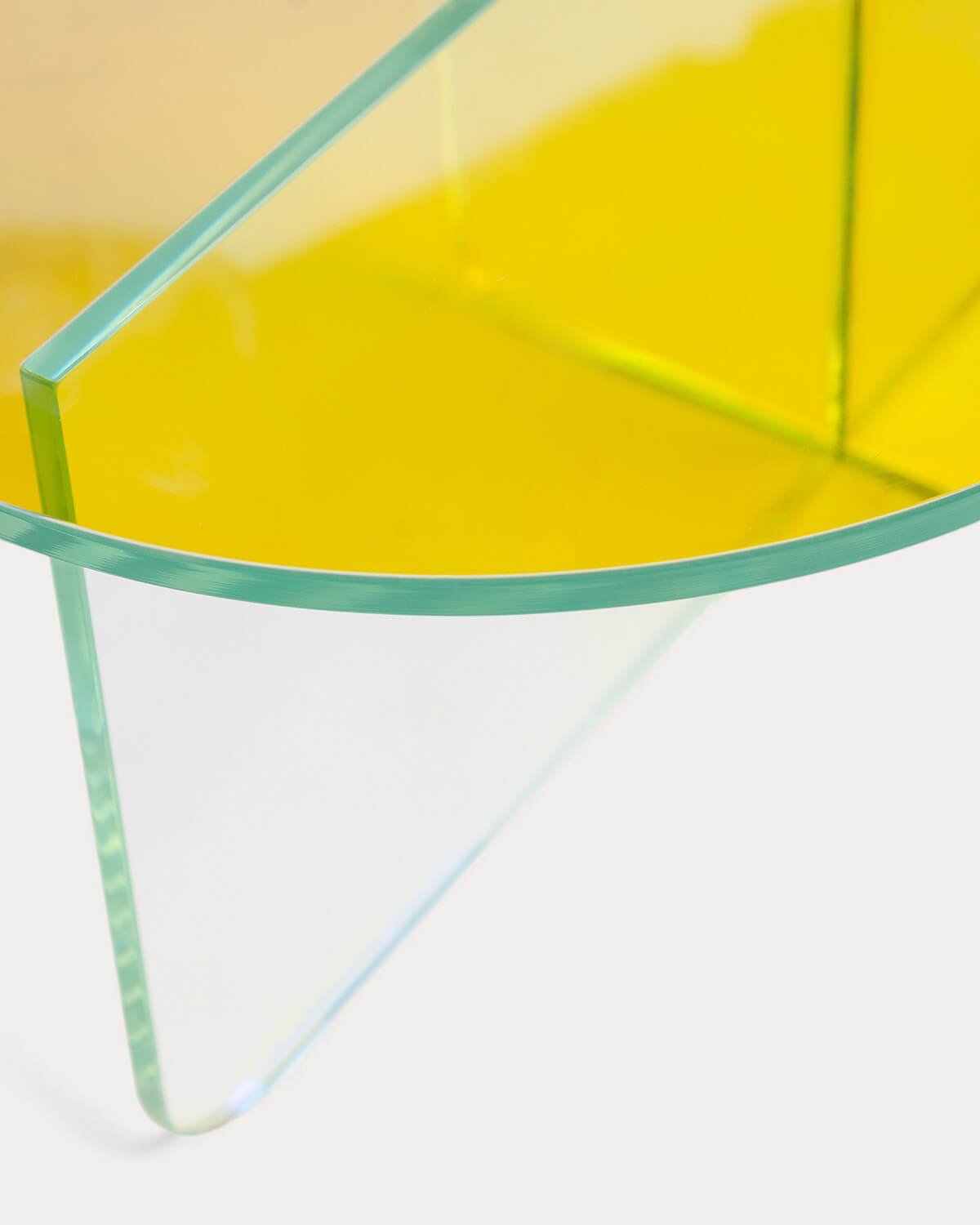 Iridiscent oval coffee table in tempered glass (90x50 cm) Iris, gallery image 8