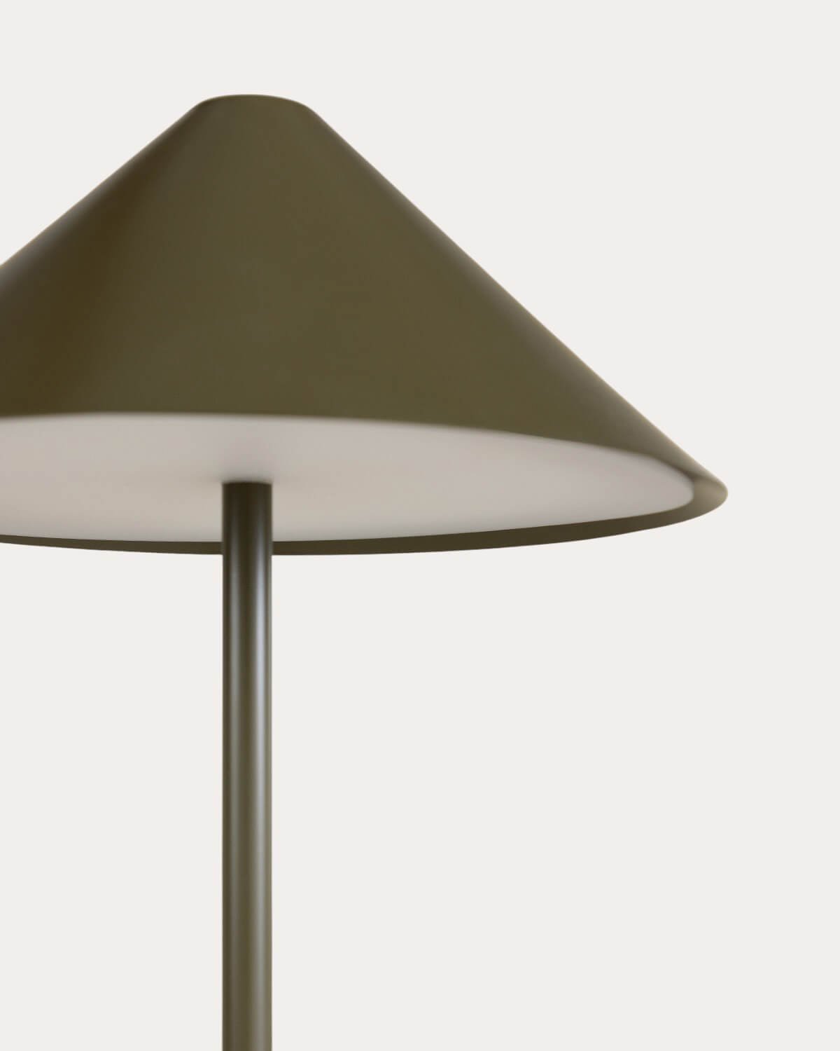 Wireless LED Dimmable Outdoor Floor Lamp Gavi, gallery image 5