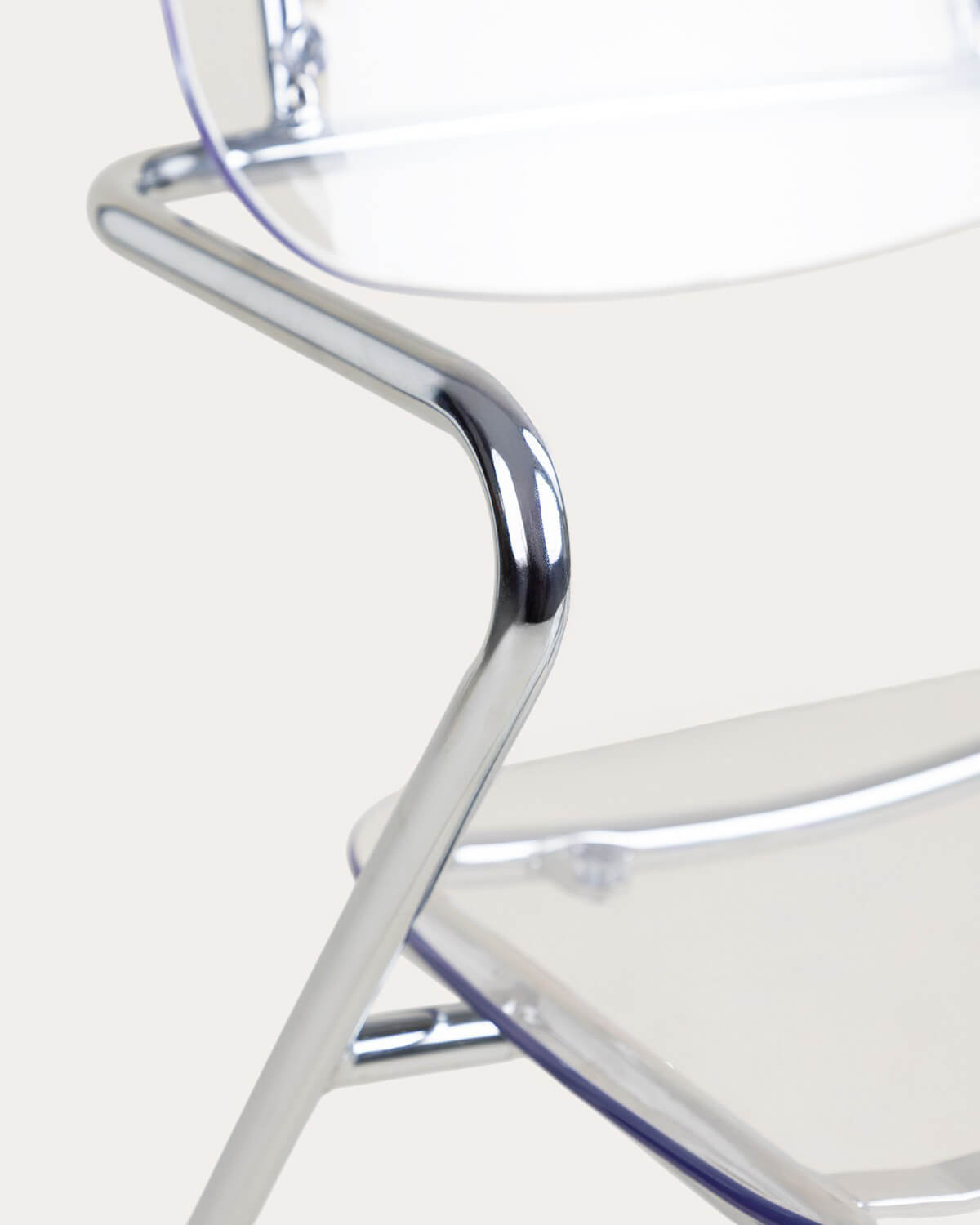 Pack 4 Dining Chairs with Polyethylene and Metal Armrests Pinha, gallery image 6