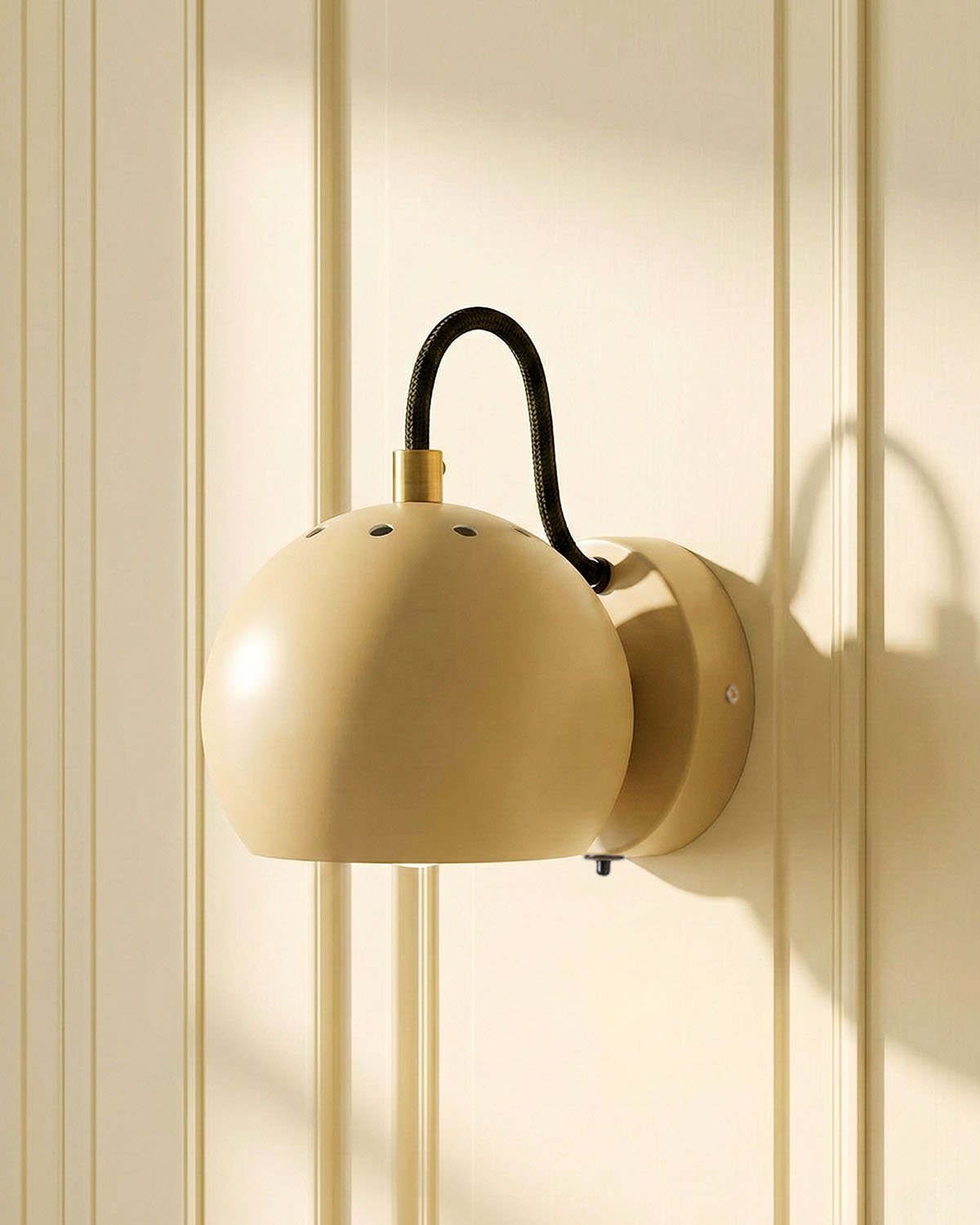 Medea Metal Wall Sconce, gallery image 3