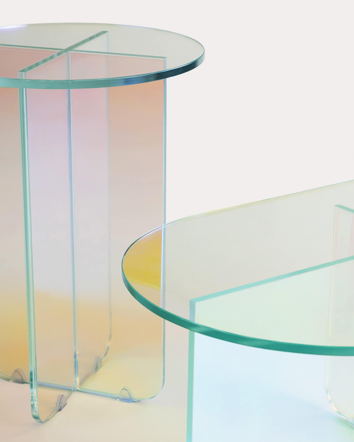 Set of Iridescent Tempered Glass Side Table and Coffee Table Iris, gallery image 2